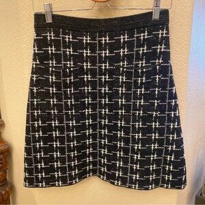 NWT~ZARA Women Black White Patterned Preppy Skirt Size Medium